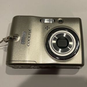 Nikon COOLPIX Compact Digital Camera 3X Optical Zoom Working